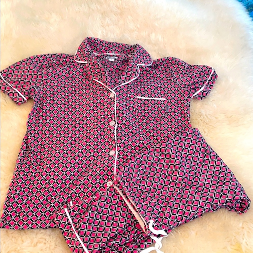 Sz S DKNY Patterned Cropped Pajama Set